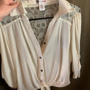 Body Central Tie front shirt